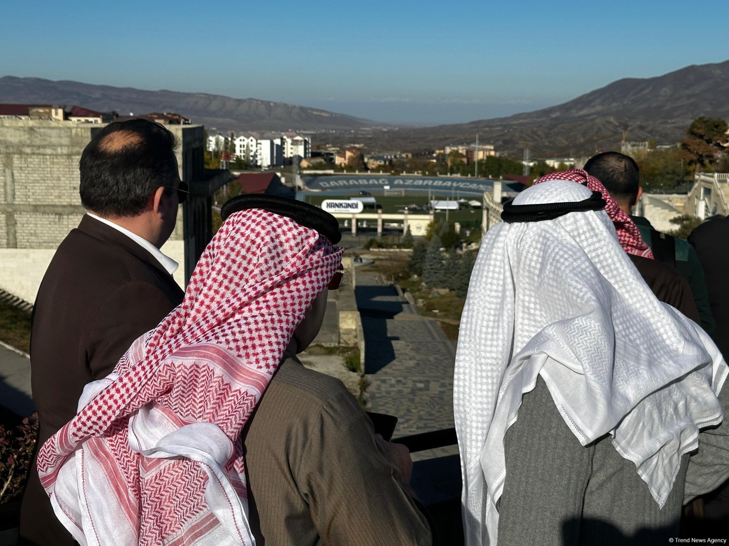 Dünya dini liderlərinin qlobal Bakı Sammitinin iştirakçıları Xankəndidə Zəfər meydanında olublar (FOTO) (ƏLAVƏ OLUNUB)