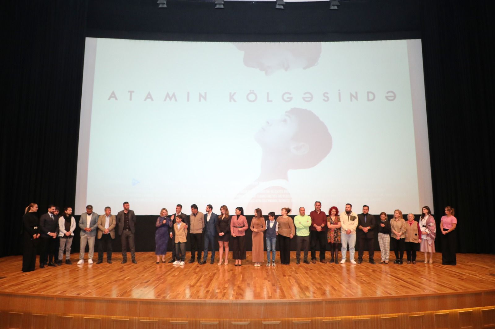 “Atamın kölgəsində” filmi təqdim olundu (FOTO/VİDEO)