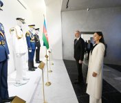 President Ilham Aliyev visits National Flag Square in Baku to raise Azerbaijan's tricolor flag (PHOTO/VİDEO)