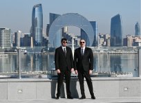 President Ilham Aliyev visits National Flag Square in Baku to raise Azerbaijan's tricolor flag (PHOTO/VİDEO)