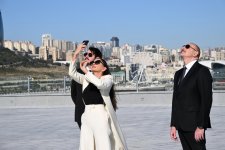 President Ilham Aliyev visits National Flag Square in Baku to raise Azerbaijan's tricolor flag (PHOTO/VİDEO)