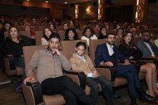 “Atamın kölgəsində” filmi təqdim olundu (FOTO/VİDEO)