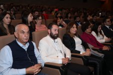 “Atamın kölgəsində” filmi təqdim olundu (FOTO/VİDEO)