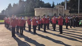 Bakıda Zəfər Günü münasibətilə hərbi yürüşlər keçirilib (FOTO/VİDEO)