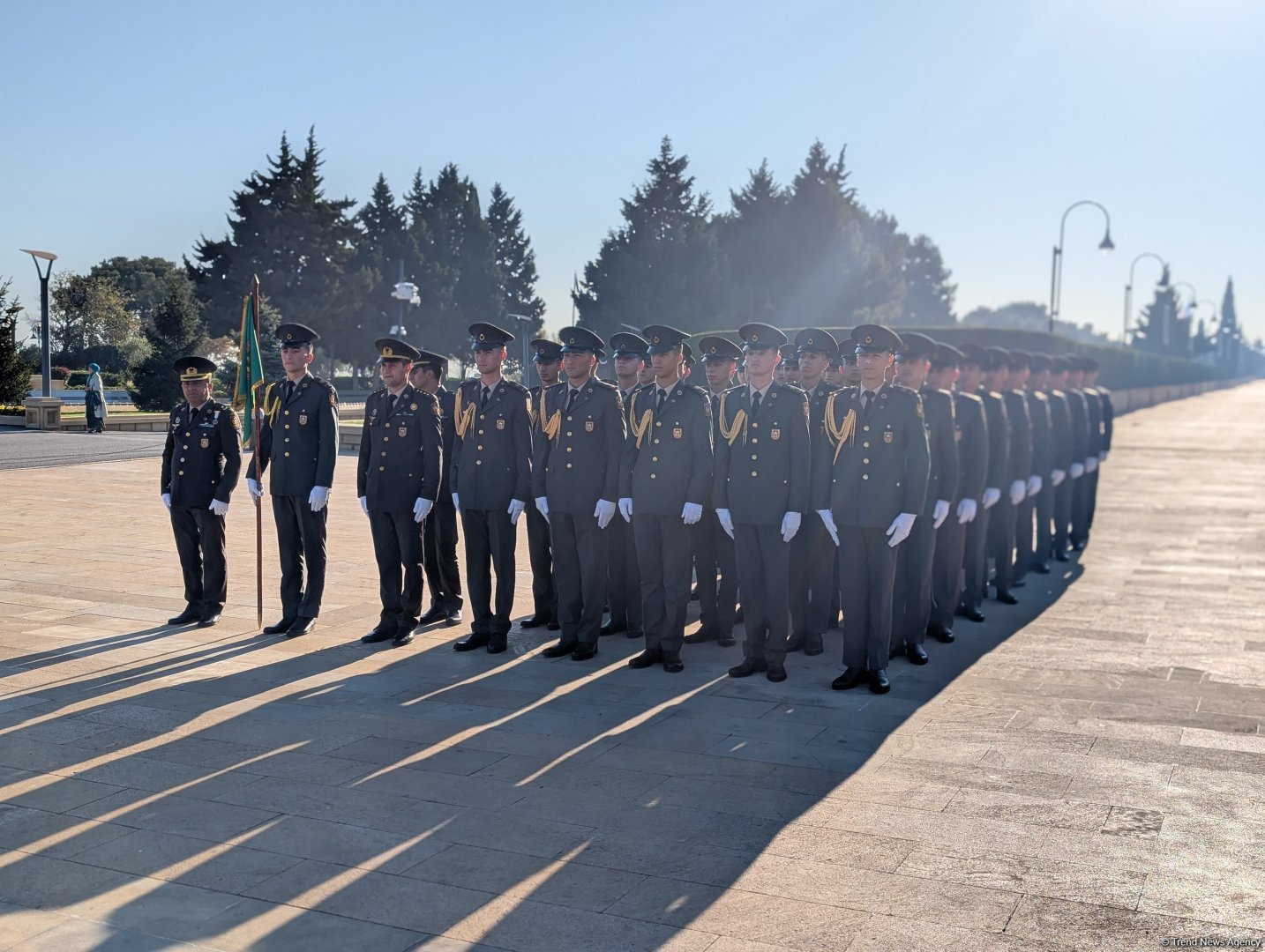 Bakıda Zəfər Günü münasibətilə hərbi yürüşlər keçirilib (FOTO/VİDEO)