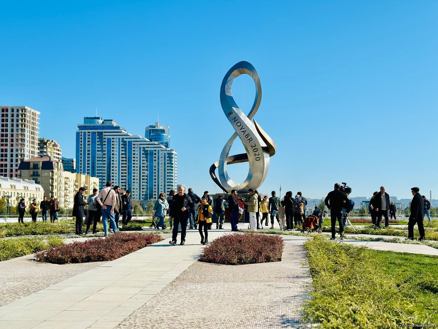 Bakıda açılan Zəfər Parkından GÖRÜNTÜLƏR