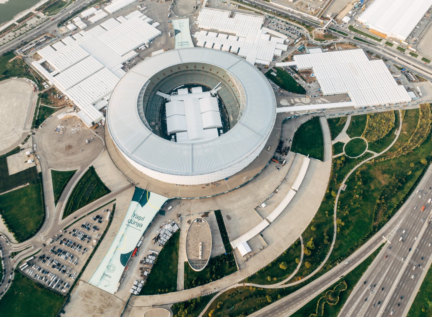 COP29 Azerbaijan Operating Company completes official handover of Baku Stadium to UNFCCC (PHOTO)