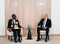 President Ilham Aliyev meets with President of Zimbabwe (PHOTO/VIDEO)