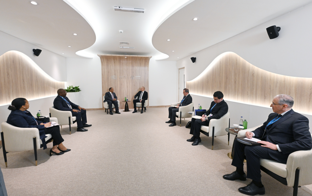 President Ilham Aliyev meets with Prime Minister of Democratic Republic of Sao Tome and Principe (PHOTO/VIDEO)