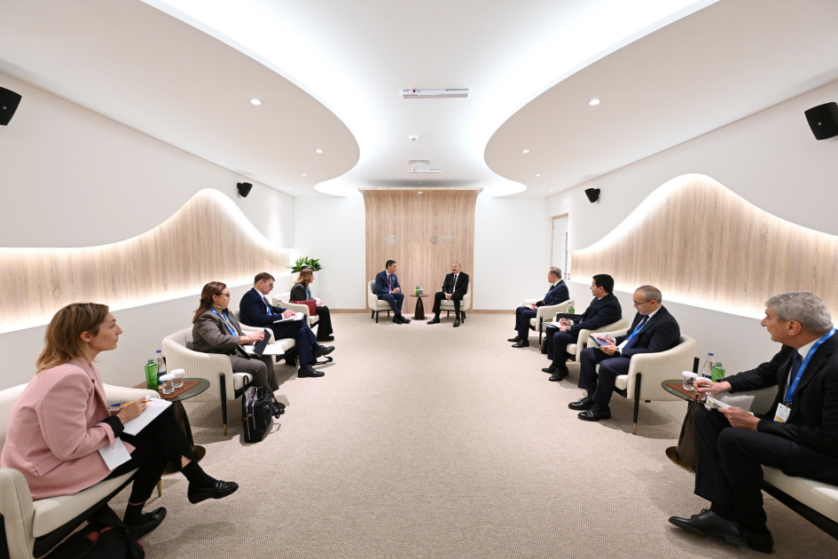 President Ilham Aliyev meets with President of Government of Spain (PHOTO/VIDEO)