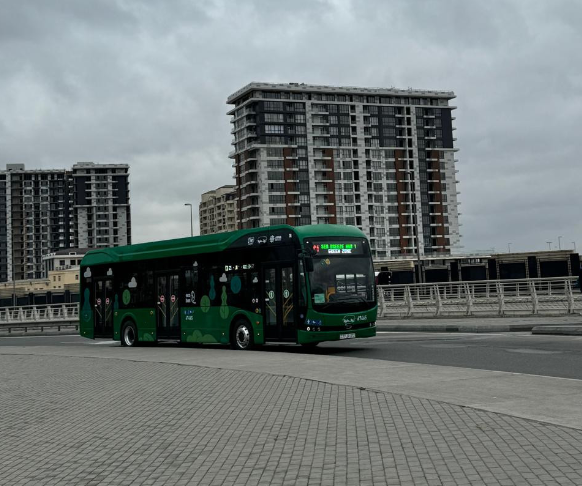 COP29-un ilk günü şatllardan 35 min sərnişin istifadə edib - AYNA (FOTO)