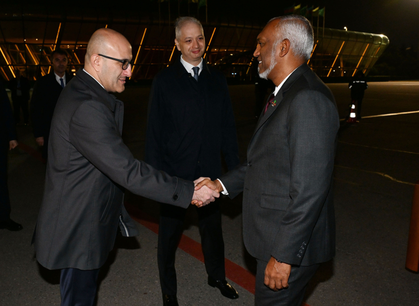 President of Republic of Maldives arrives in Azerbaijan (PHOTO)