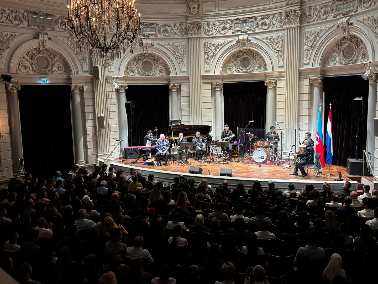 Niderland Krallığında 8 Noyabr - Zəfər Günü münasibətilə konsert keçirilib (FOTO)