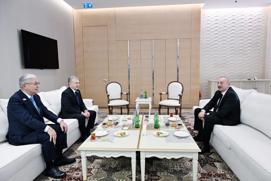 Azerbaijan's Baku hosts trilateral meeting of President Ilham Aliyev, President Kassym-Jomart Tokayev, and President Shavkat Mirziyoyev (PHOTO)