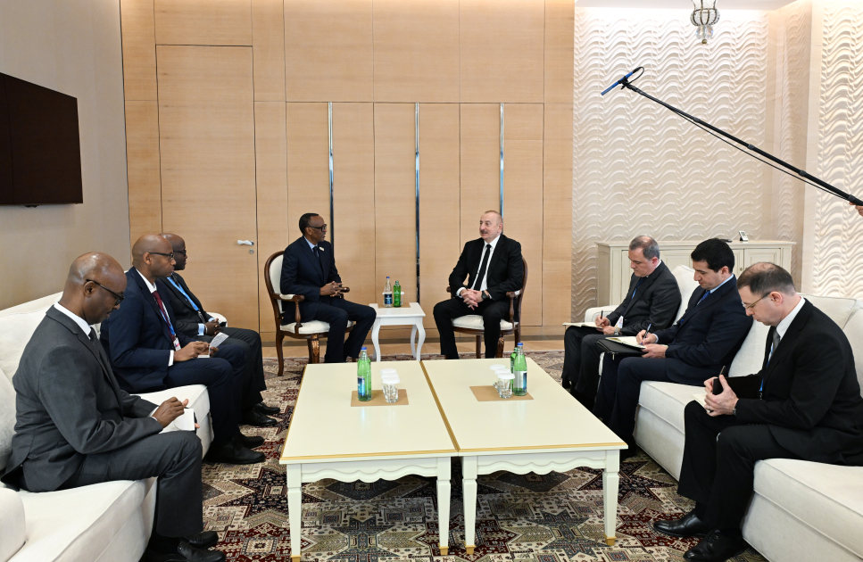 President Ilham Aliyev meets with President of Rwanda (PHOTO/VIDEO)