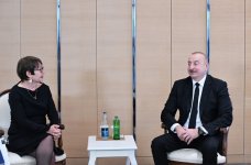 President Ilham Aliyev meets with President of European Bank for Reconstruction and Development (PHOTO)