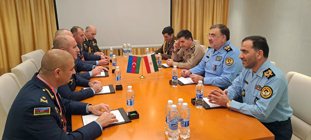 Azerbaijan's Air Force Commander attends international airshow in China (PHOTO)