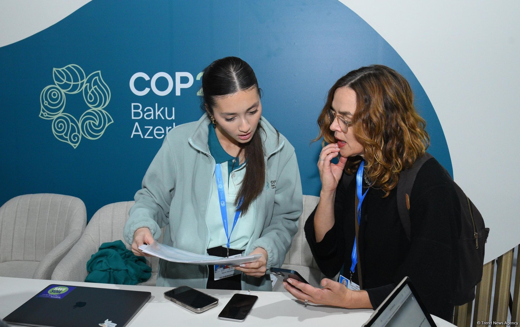 Фоторепортаж из павильонов на площадке COP29