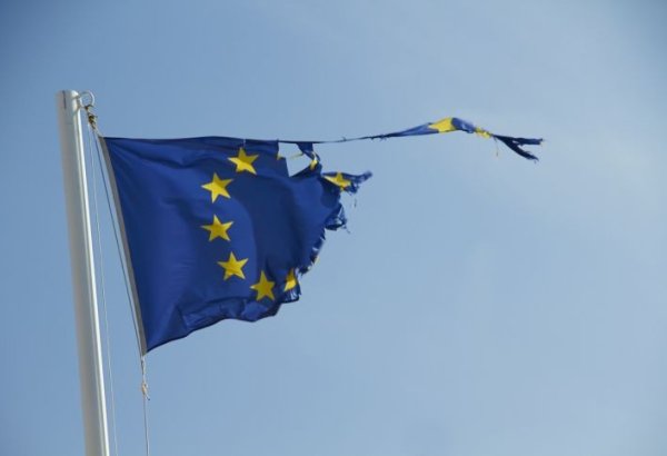 Future of EU: collapse or radical reinvention?