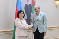 Sahibə Qafarova Böyük Britaniyanın sabiq baş naziri Tereza Meylə görüşüb (FOTO)