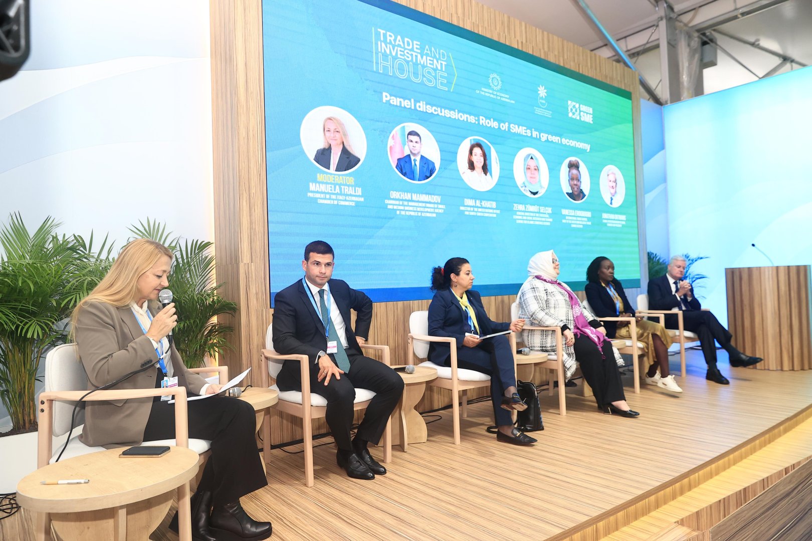 COP 29 çərçivəsində "KOB-ların yaşıl iqtisadiyyatda rolu" mövzusunda
panel müzakirə təşkil olunub (FOTO)