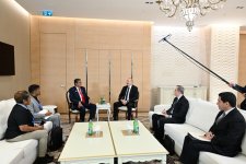 President Ilham Aliyev meets with President of Palau (PHOTO)