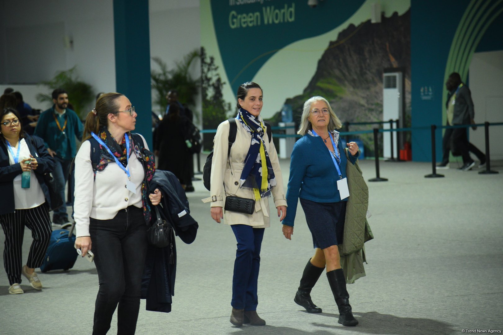 COP29-un səkkizinci günündən FOTOREPORTAJ