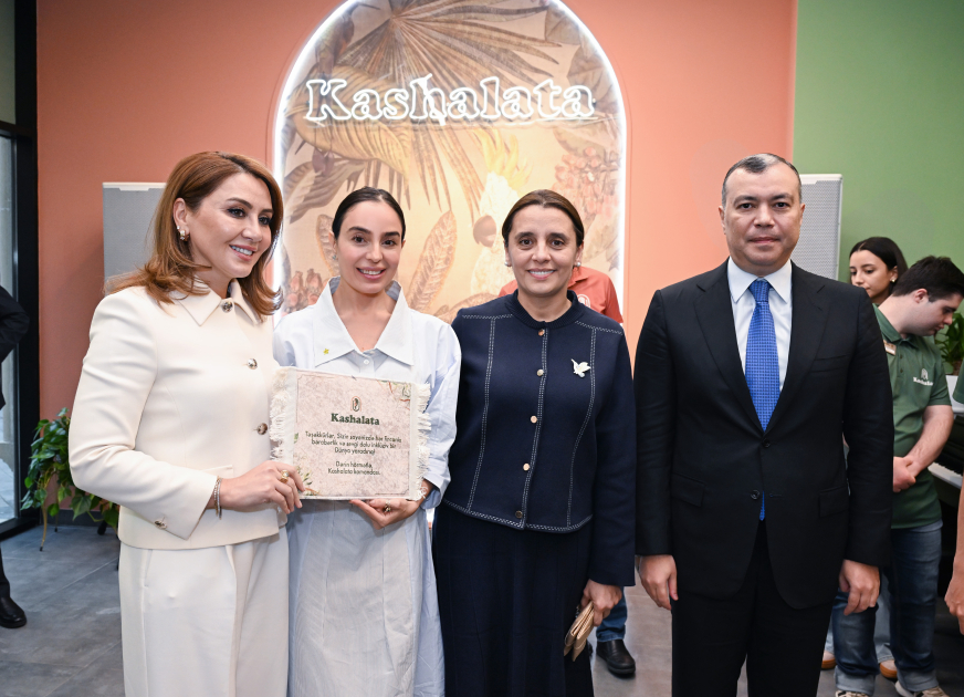 Heydər Əliyev Fondunun vitse-prezidenti Leyla Əliyeva Bakıda ilk inklüziv iaşə obyekti olan “Kaşalata” kafeni ziyarət edib (FOTO)