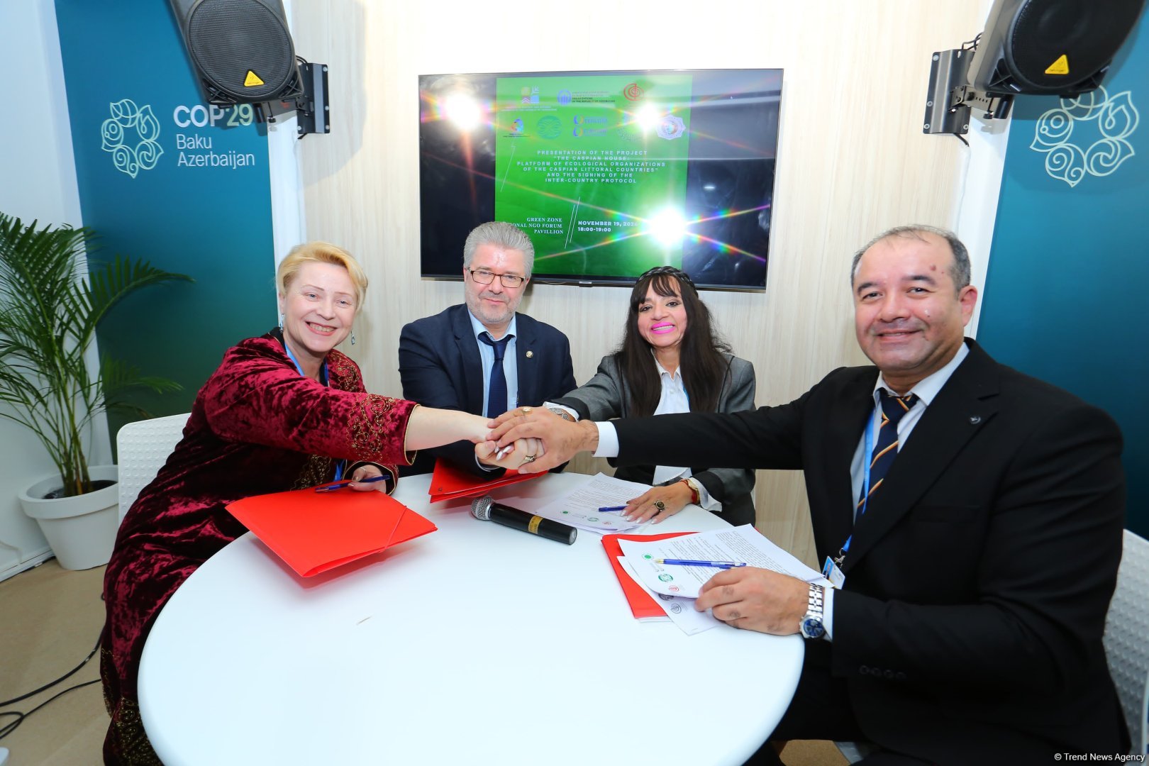 The Caspian House: Memorandum signed within platform of environmental organizations of Caspian littoral countries (PHOTO)