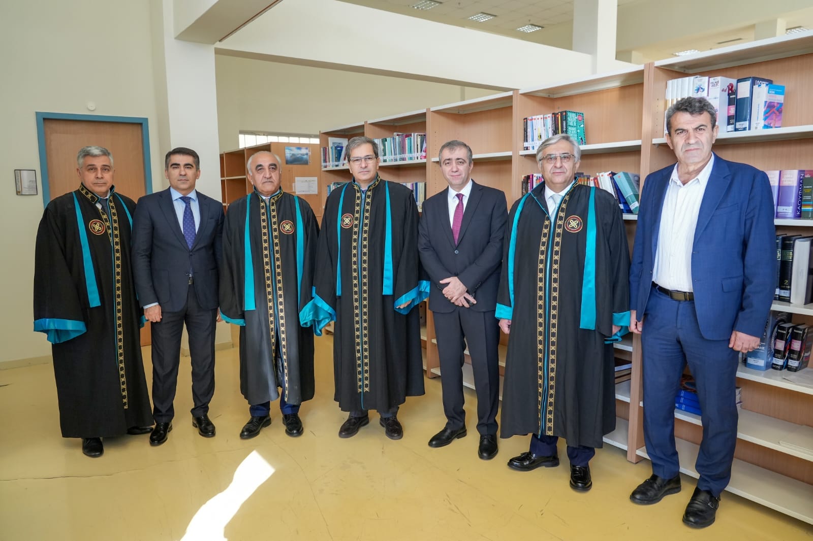 UNEC ilə Qərbi Makedoniya Universitetinin birgə magistr proqramının məzunlarına diplomlar təqdim edilib (FOTO)