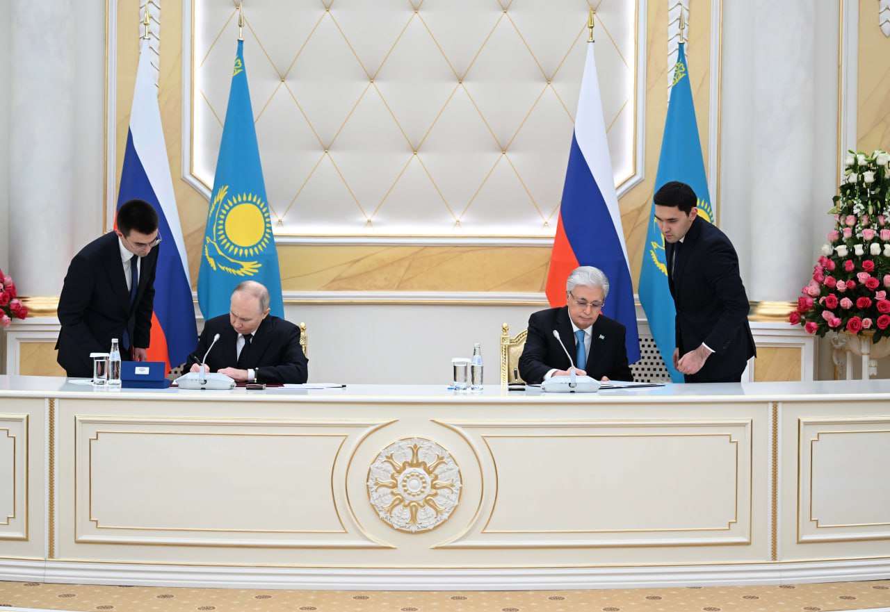 Putin, Tokayev agree to extend oil supply deal