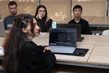 AzMİU Academy: Gələcəyin mütəxəssisləri üçün innovativ təhsil platforması (FOTO)