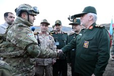 Azerbaijani-Iranian army tactical exercises wind down (PHOTO)