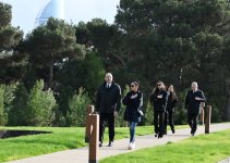 President Ilham Aliyev, First Lady Mehriban Aliyeva, and their family members attend inauguration of Central Botanical Garden (PHOTO/VIDEO)