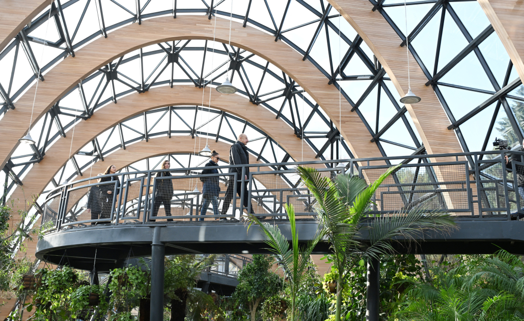 President Ilham Aliyev, First Lady Mehriban Aliyeva, and their family members attend inauguration of Central Botanical Garden (PHOTO/VIDEO)