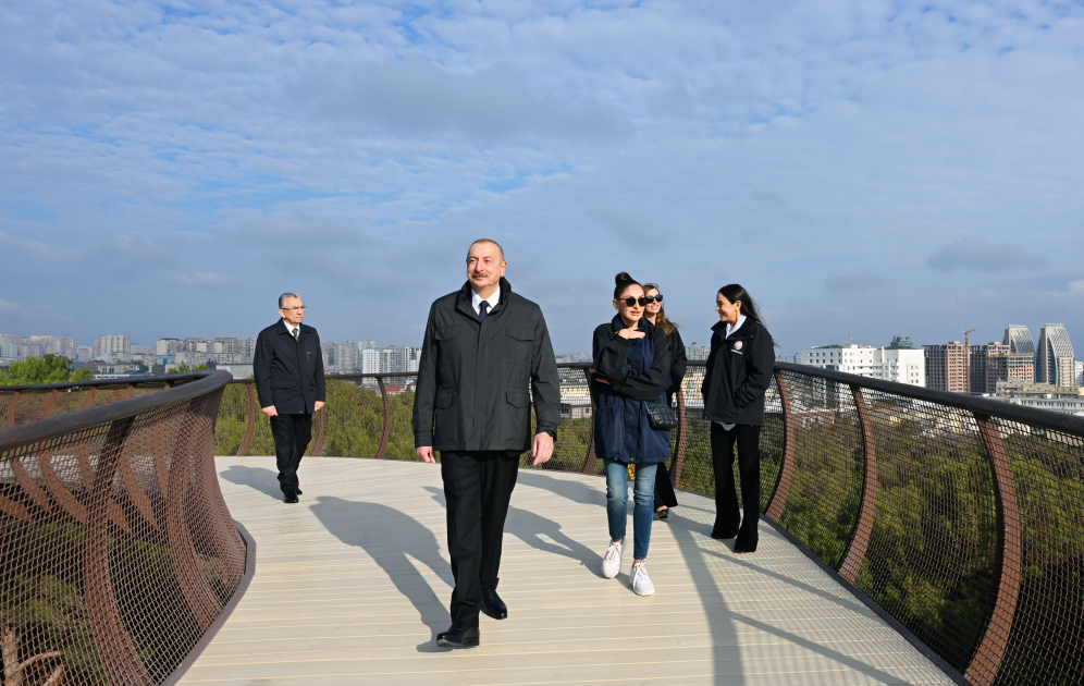 President Ilham Aliyev, First Lady Mehriban Aliyeva, and their family members attend inauguration of Central Botanical Garden (PHOTO/VIDEO)