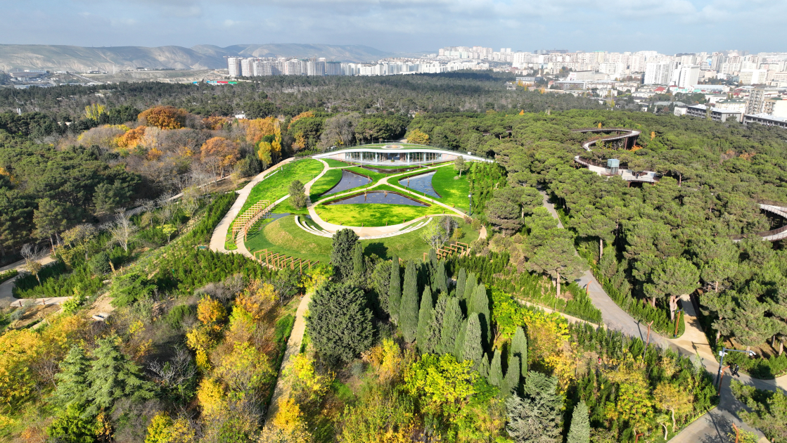 President Ilham Aliyev, First Lady Mehriban Aliyeva, and their family members attend inauguration of Central Botanical Garden (PHOTO/VIDEO)