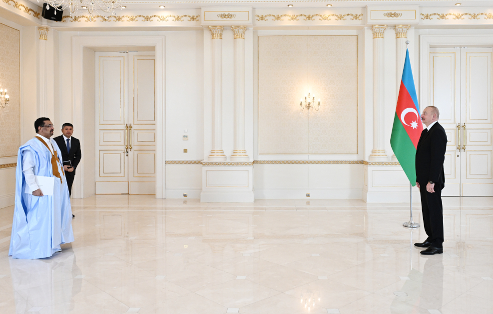 President Ilham Aliyev accepts credentials of newly appointed ambassador of Mauritania to Azerbaijan (PHOTO/VIDEO)