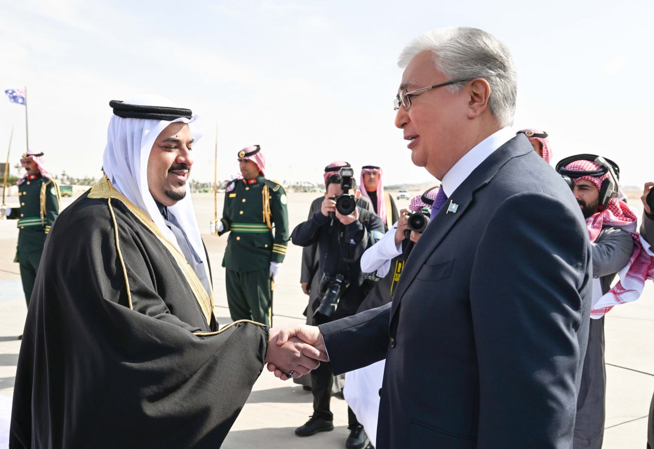 President Tokayev arrives in Saudi Arabia on working visit