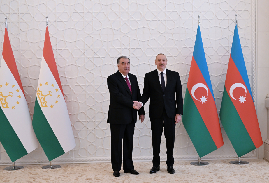 Tajikistan's President makes phone call to President Ilham Aliyev