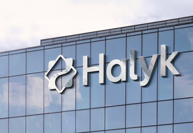 Kazakhstan's Halyk Bank updates on adoption of digital banking solutions (Exclusive)