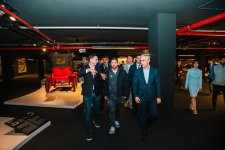 Lionel Messi and his teammates visit Azerbaijan's Heydar Aliyev Center! (PHOTO)