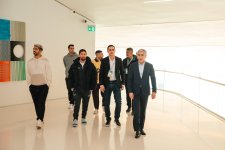 Lionel Messi and his teammates visit Azerbaijan's Heydar Aliyev Center! (PHOTO)