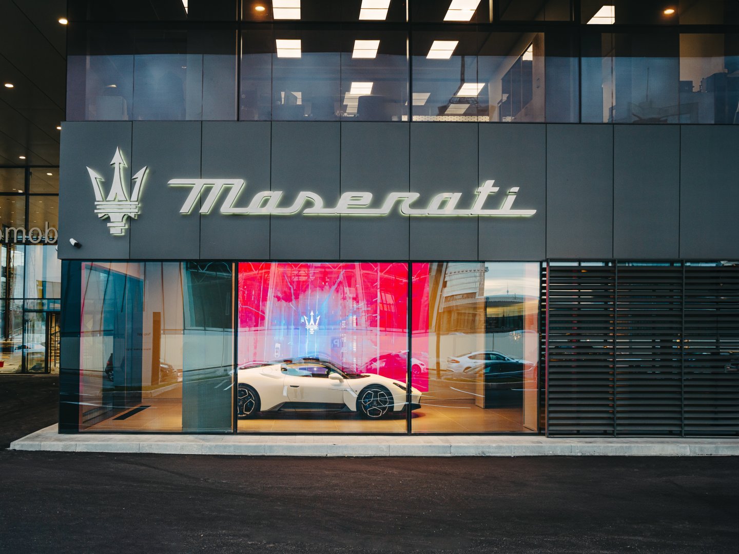 Maserati's Azerbaijan strategy gains momentum alongside growing focus on electric vehicles - Philippe Claverol (PHOTO)