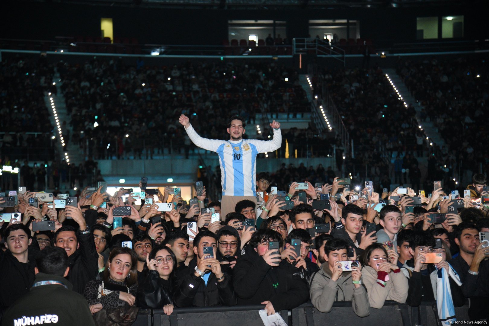 Bakıda əfsanəvi Lionel Messi və ulduz komanda yoldaşları ilə görüş keçirilib (FOTO)