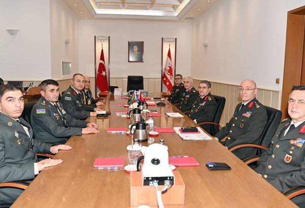 Azerbaijan Army high rank reviews further co-military efforts with Turkish general (PHOTO)