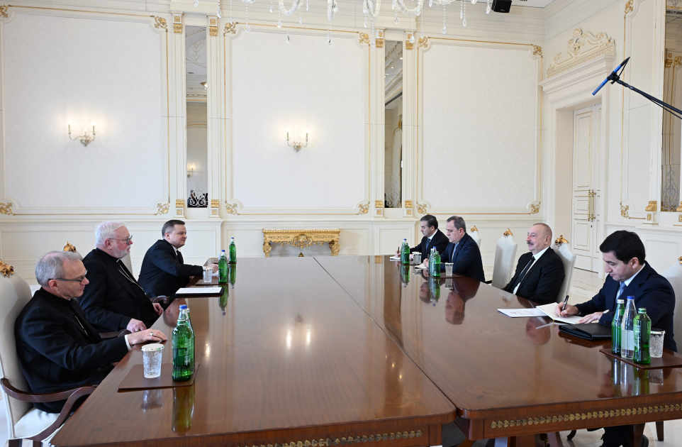 President Ilham Aliyev receives Holy See's Secretary for Relations with States and Int'l Organizations (PHOTO)