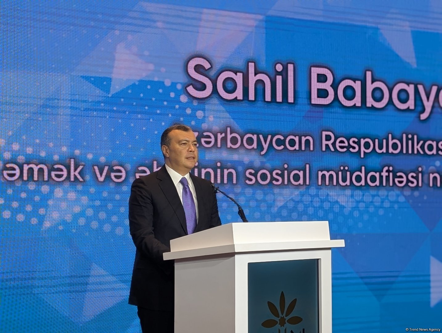 Azerbaijan discusses plans to ease entrepreneurs' business access