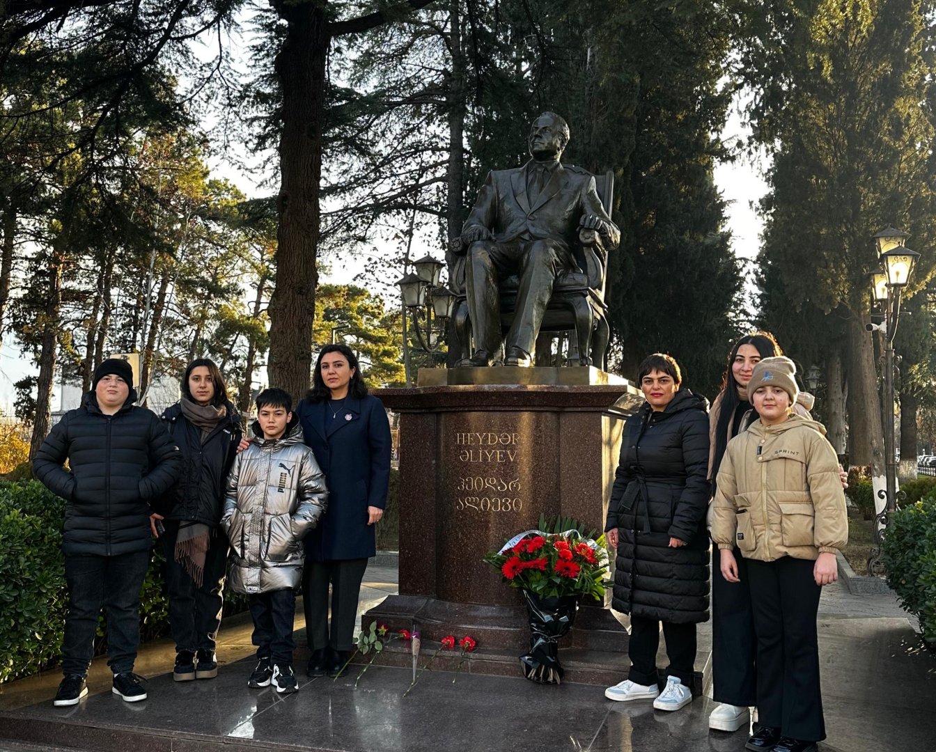 В Грузии почтена память великого лидера Гейдара Алиева (ФОТО)