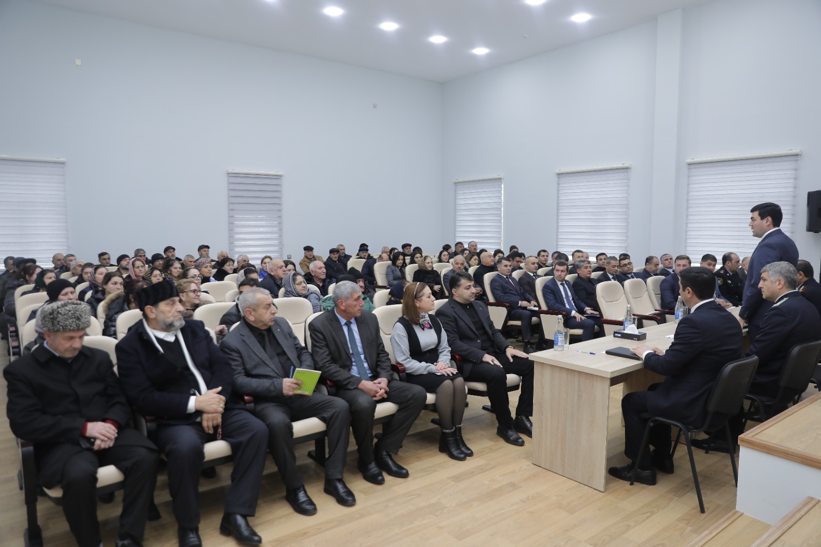 Xaçmazın İstisu qəsəbəsində növbəti səyyar qəbul keçirilib (FOTO)